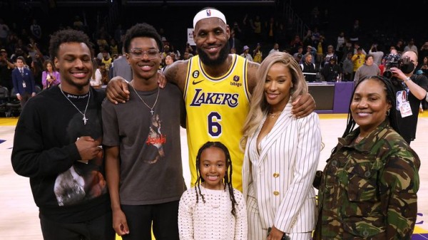 LeBron James' son Bronny  in stable condition after suffering cardiac arrest in training with University of Southern California LeBron James' son Bronny  in stable condition after suffering cardiac arrest in training with University of Southern California